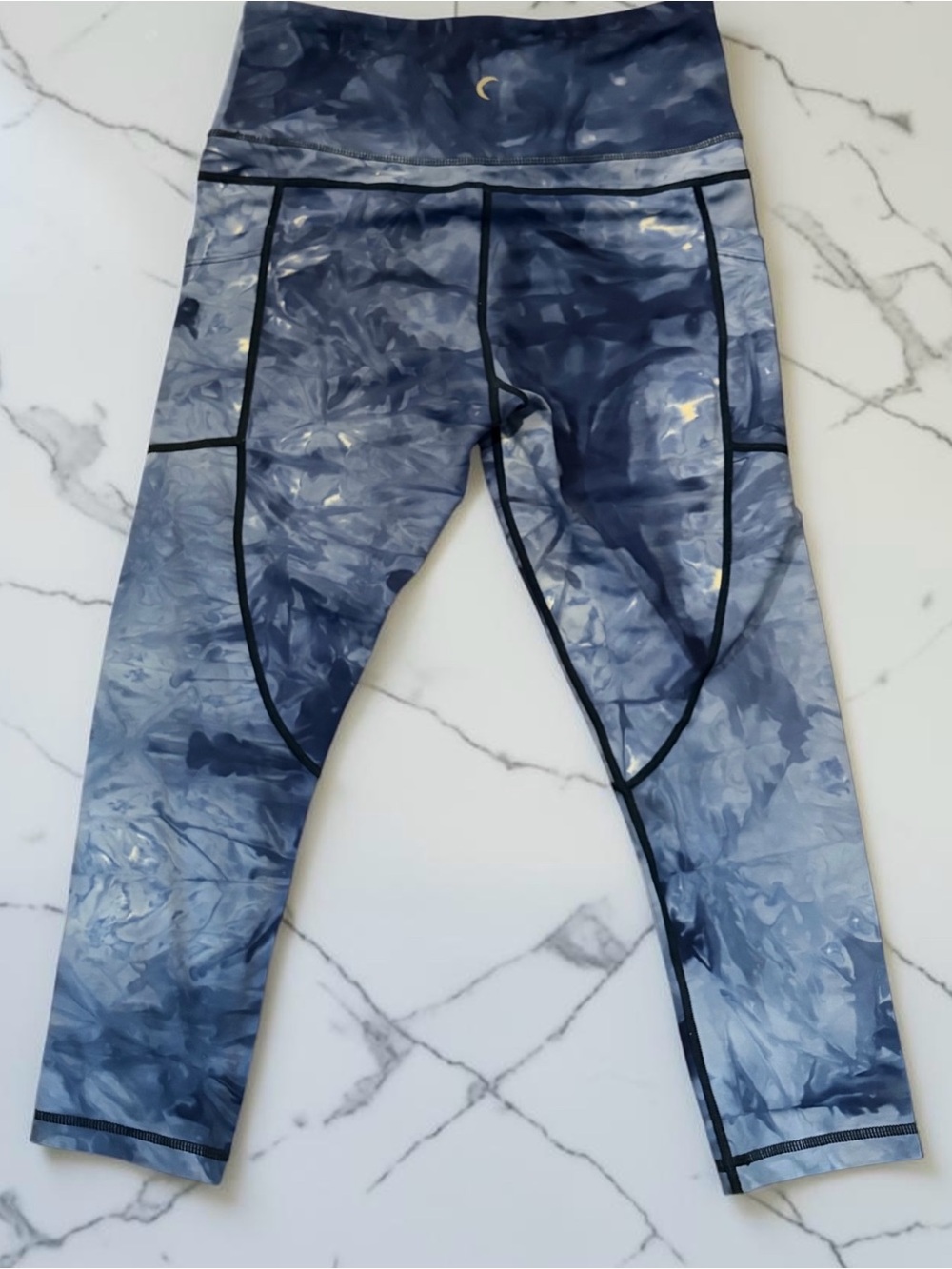 Zyia Navy Blue Hendrix Pocket Light n Tight Hi-Rise Crop Leggings Capri size 6